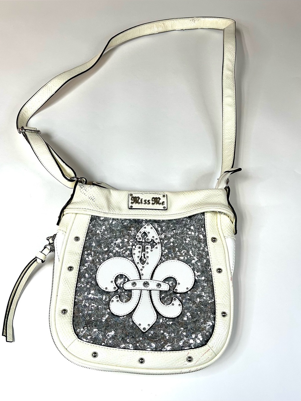 Y2K Miss Me Women’s Crossbody Strap Off White Ivory Silver Sequins #4116